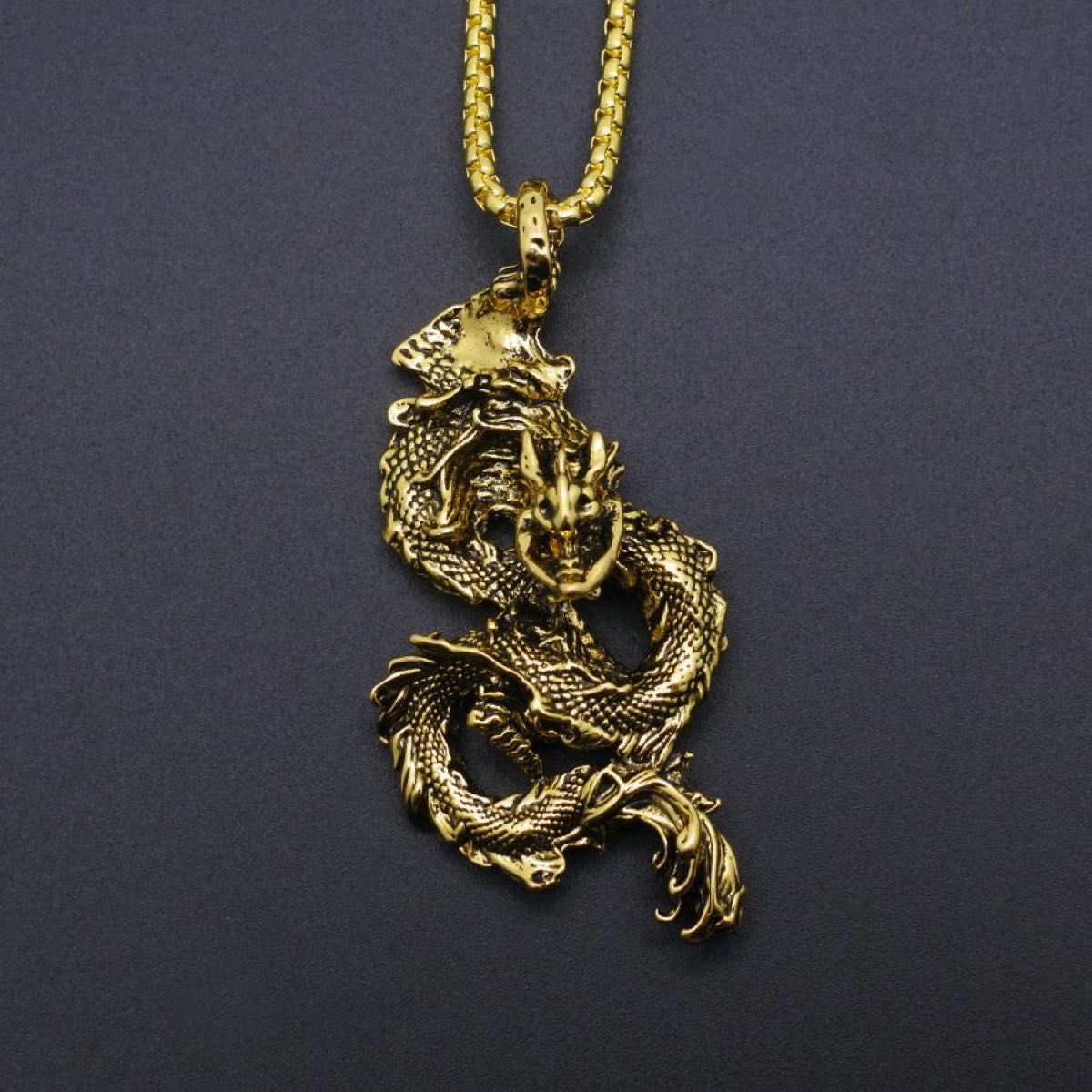 ネックレス ドラゴン 龍 メンズ レディース ペンダント かっこいい デザイン ゴールド 金 装飾 彫刻 ベネチアン ヴィンテージ