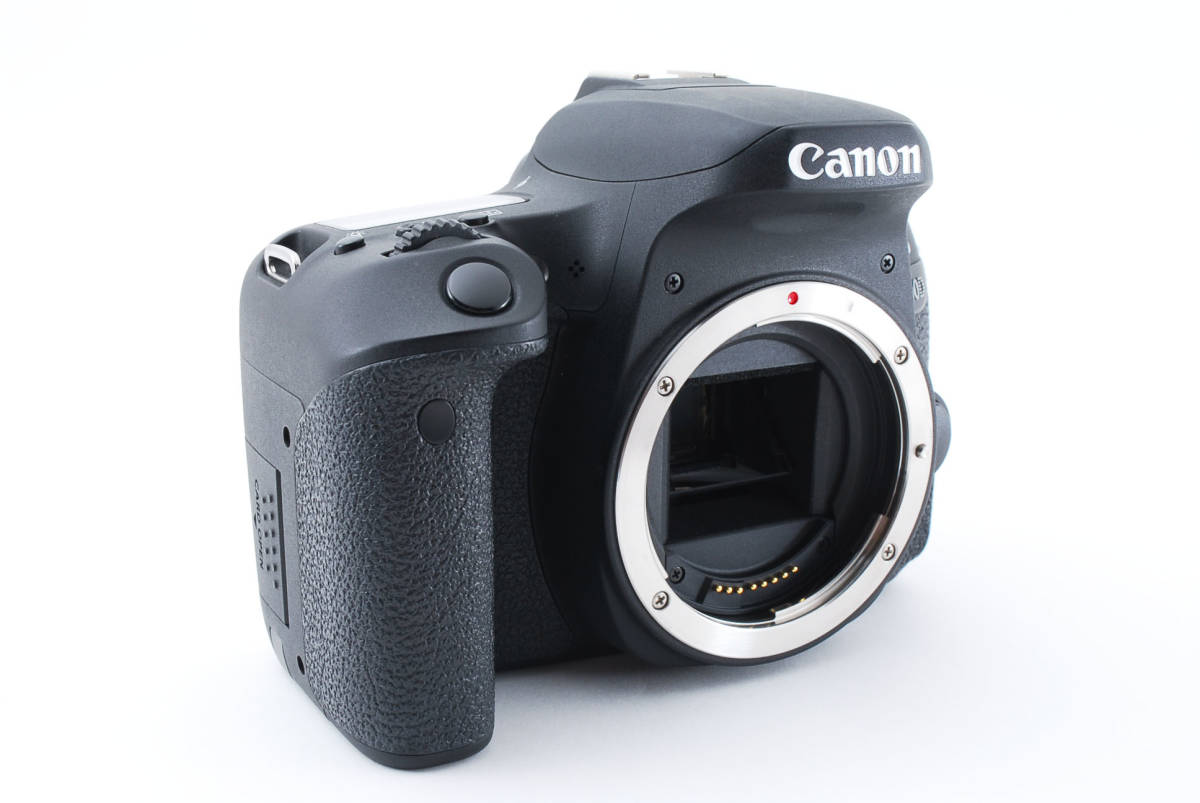 ショッピング激安 美品!Canon EOS 70D(W) EFS24mmマクロレンズセット