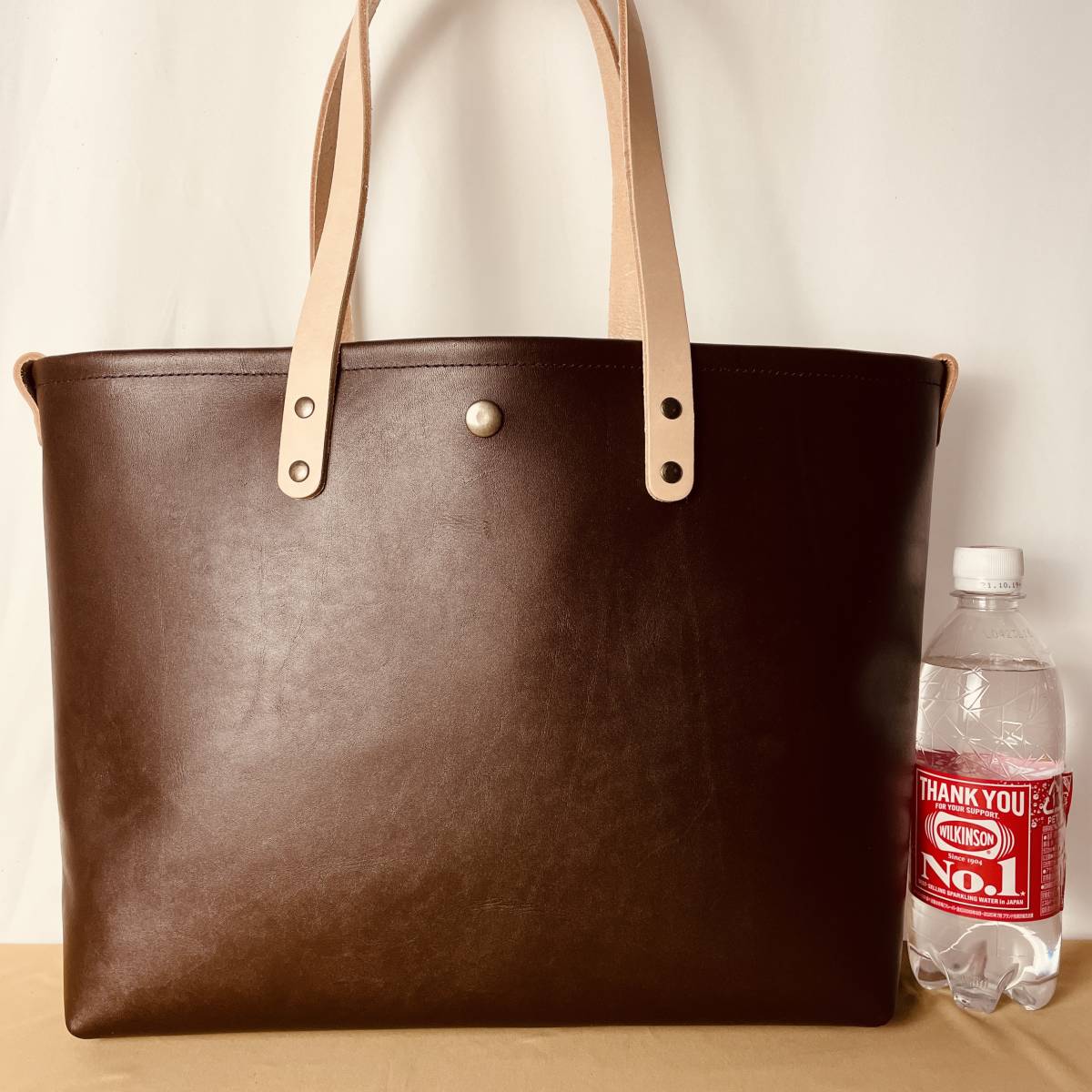 頑強なハンドメイド レザートートバッグ ブラウン Lサイズ 本革 ヌメ