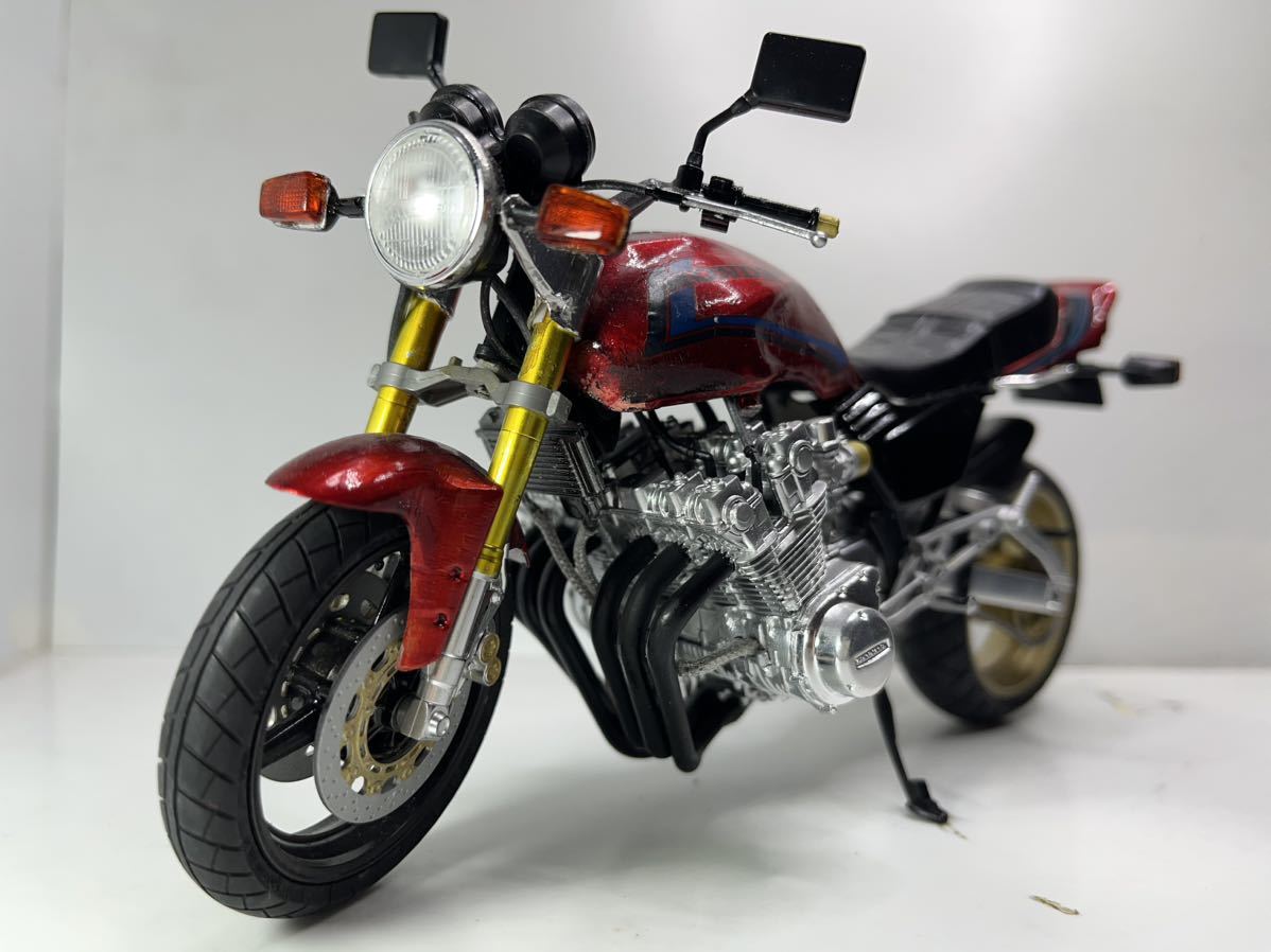 1/12プラモデル ホンダ 「6気筒」CBX1000 完成品 1/12プラモデル ホンダ 「6気筒」CBX1000 完成品