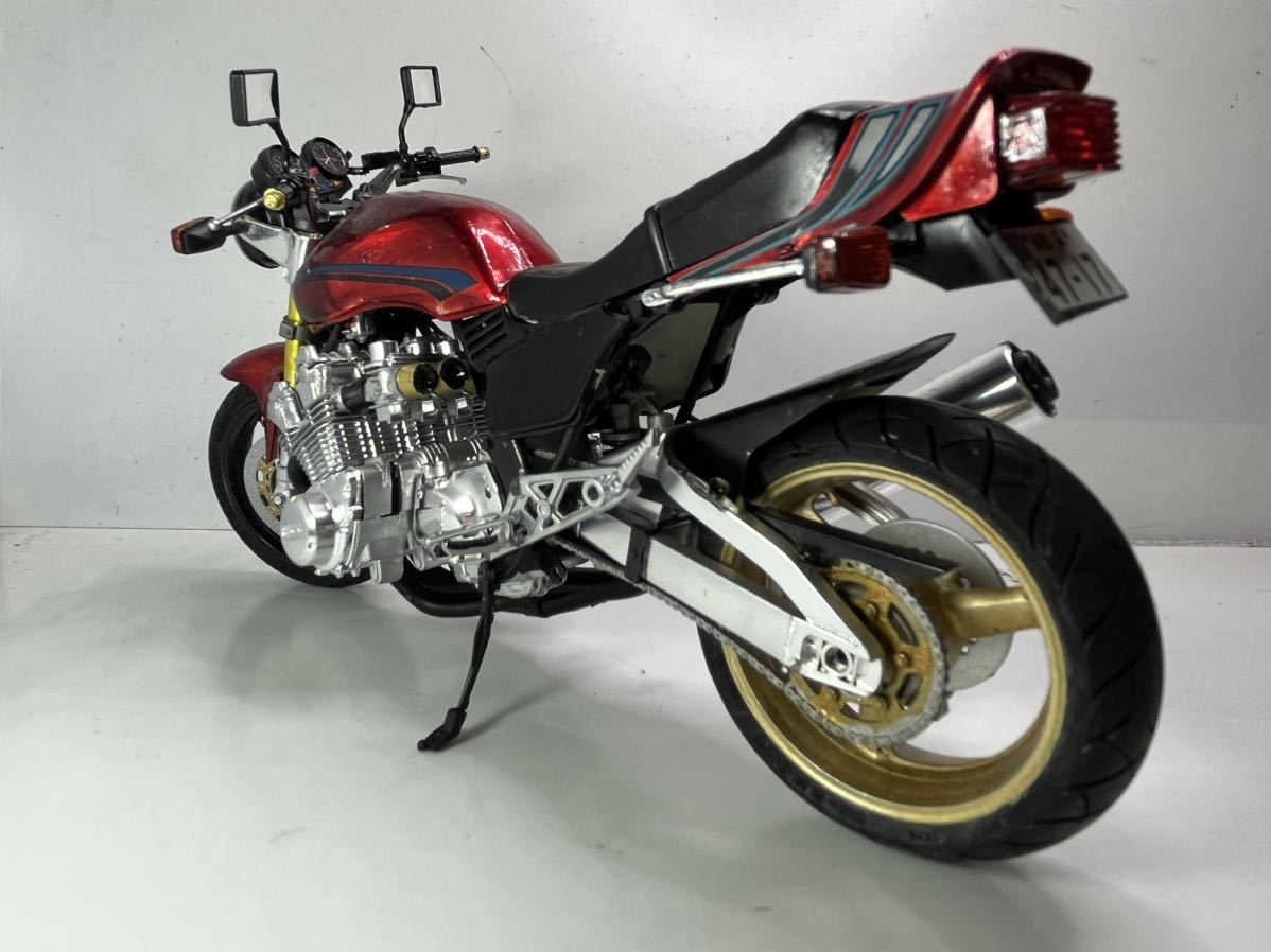 1/12プラモデル ホンダ 「6気筒」CBX1000 完成品 1/12プラモデル ホンダ 「6気筒」CBX1000 完成品
