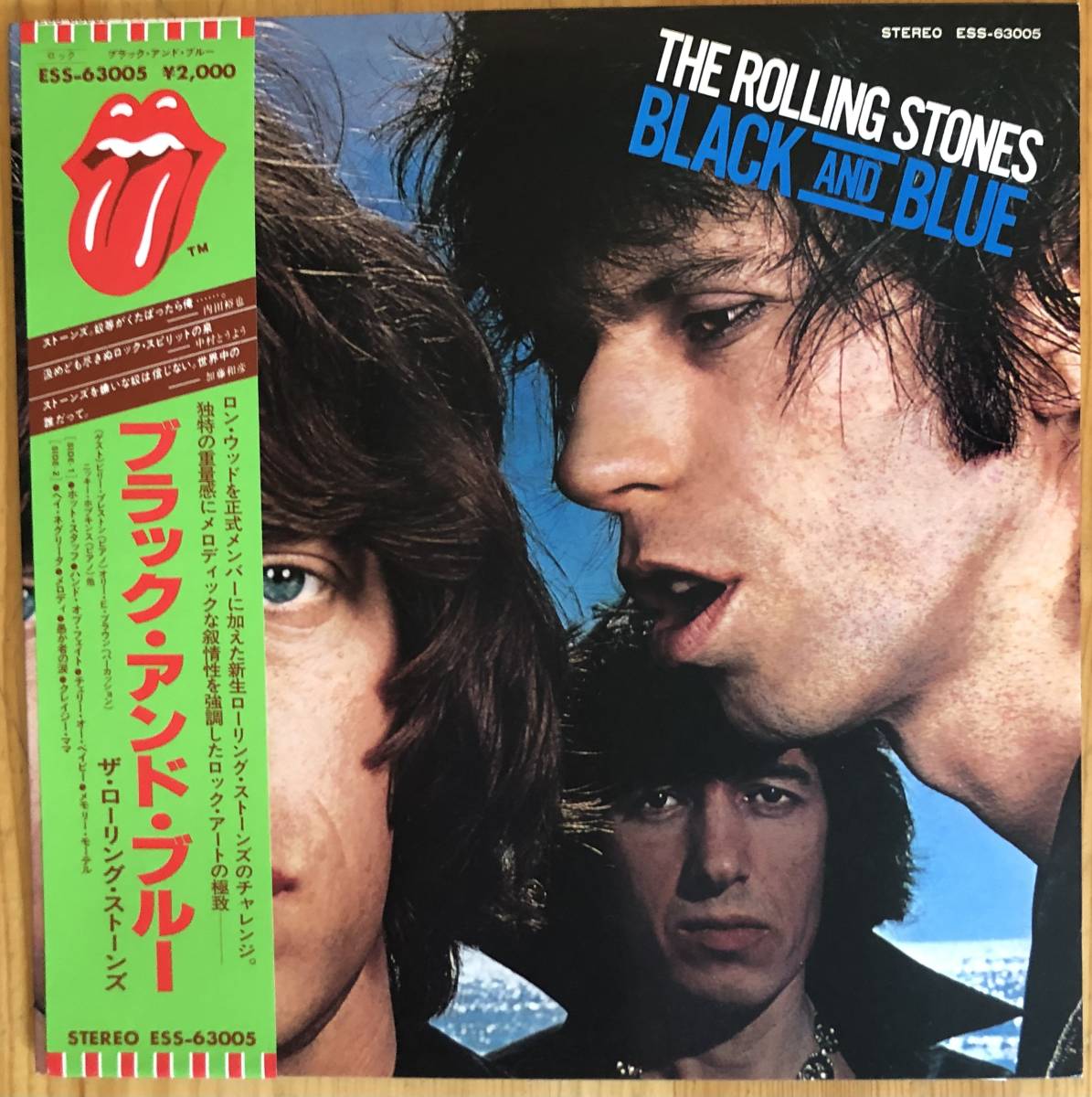 THE ROLLING STONES / BLACK AND BLUE 帯付き LP レコード 東芝EMI ESS-63005_画像1