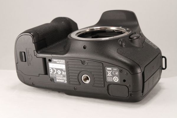 極上品 キャノン Canon EOS 7D ボディ 綺麗な外観 大人気 90050
