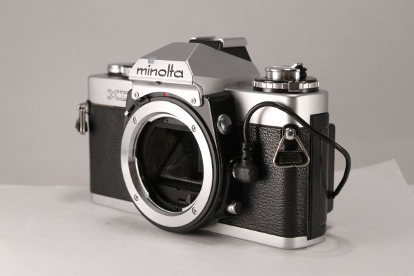 ★訳あり特上品★ミノルタ MINOLTA XD シルバー DATA BACK D付★シャッターOK 希少★90100_画像1