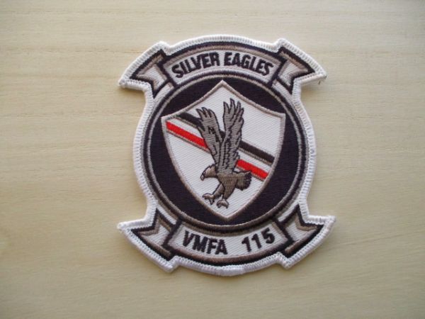 送料無料】アメリカ海兵隊SILVER EAGLES海兵戦闘攻撃飛行隊VMFA-115パッチ刺繍ワッペン/PATCH米国USMC米海軍F/A-18ホーネットHornet  M70