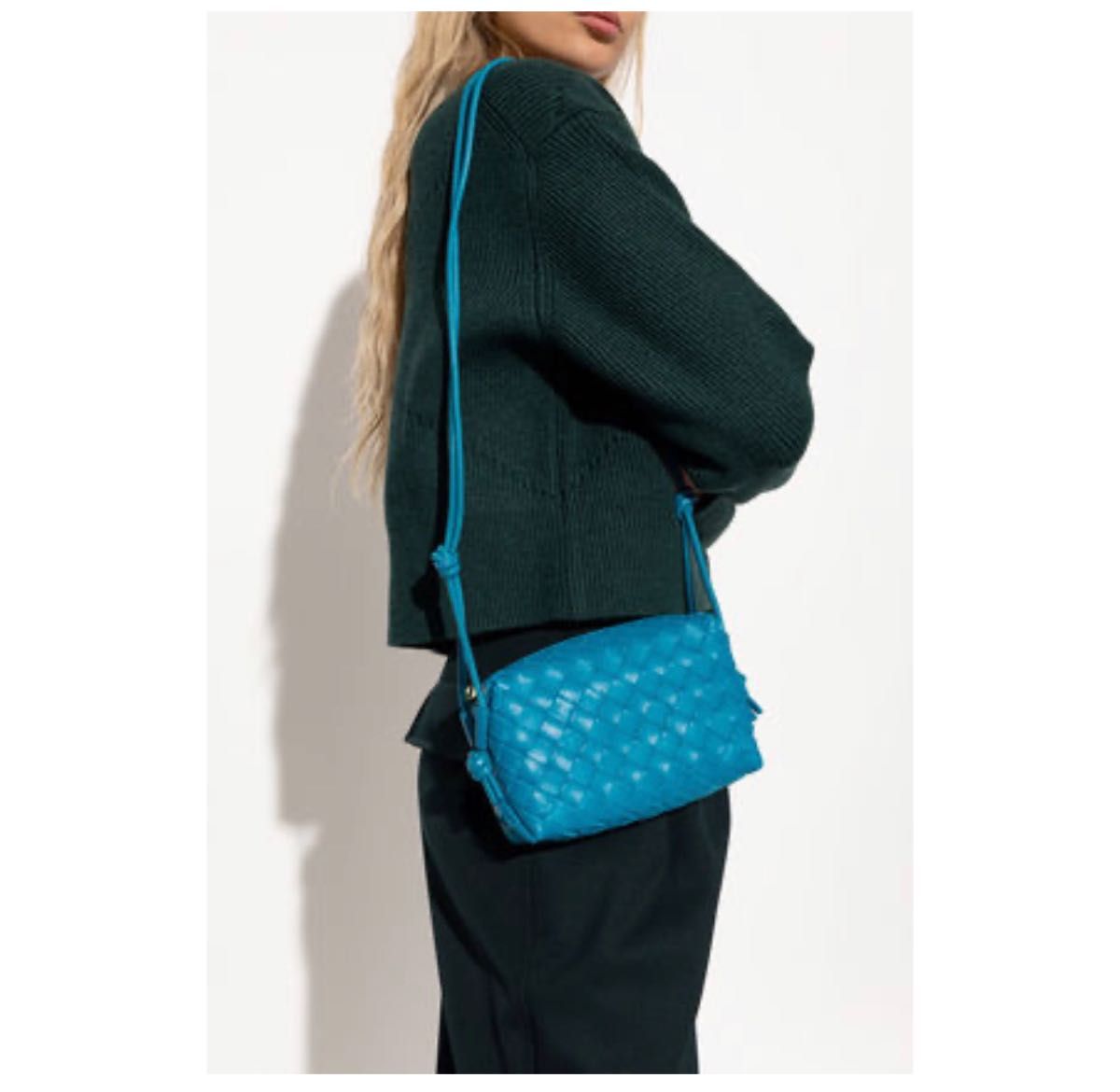 新品BOTTEGA VENETA ボッテガヴェネタ ループ ミニ ショルダー