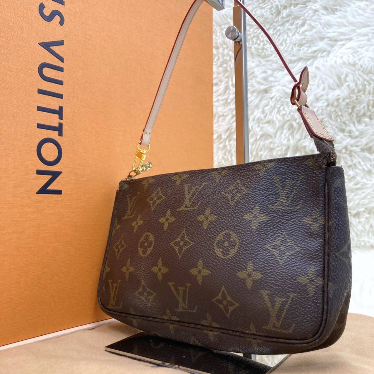 LOUIS VUITTON モノグラム ポシェットアクセソワール M51980-