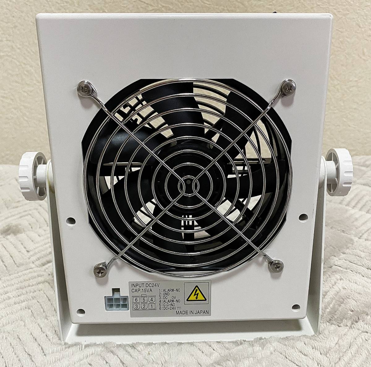 シシド静電気株式会社 SSD WINSTAT 直流式送風型 BF-X2DD-V2 シシド静電気株式会社 SSD WINSTAT 直流式送風型 BF-X2DD-V2