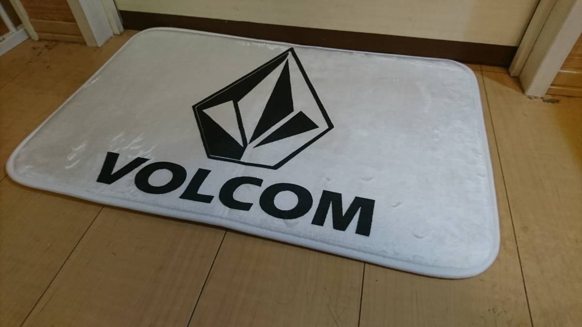 VOLCOM Volcom коврик на пол не использовался товар 