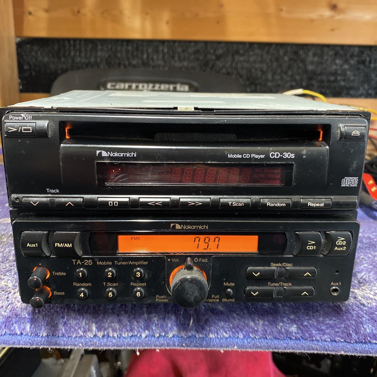 Nakamichi Mobile CD Player CD-30S Mobile Tuner/Amplifier TA-25_画像2