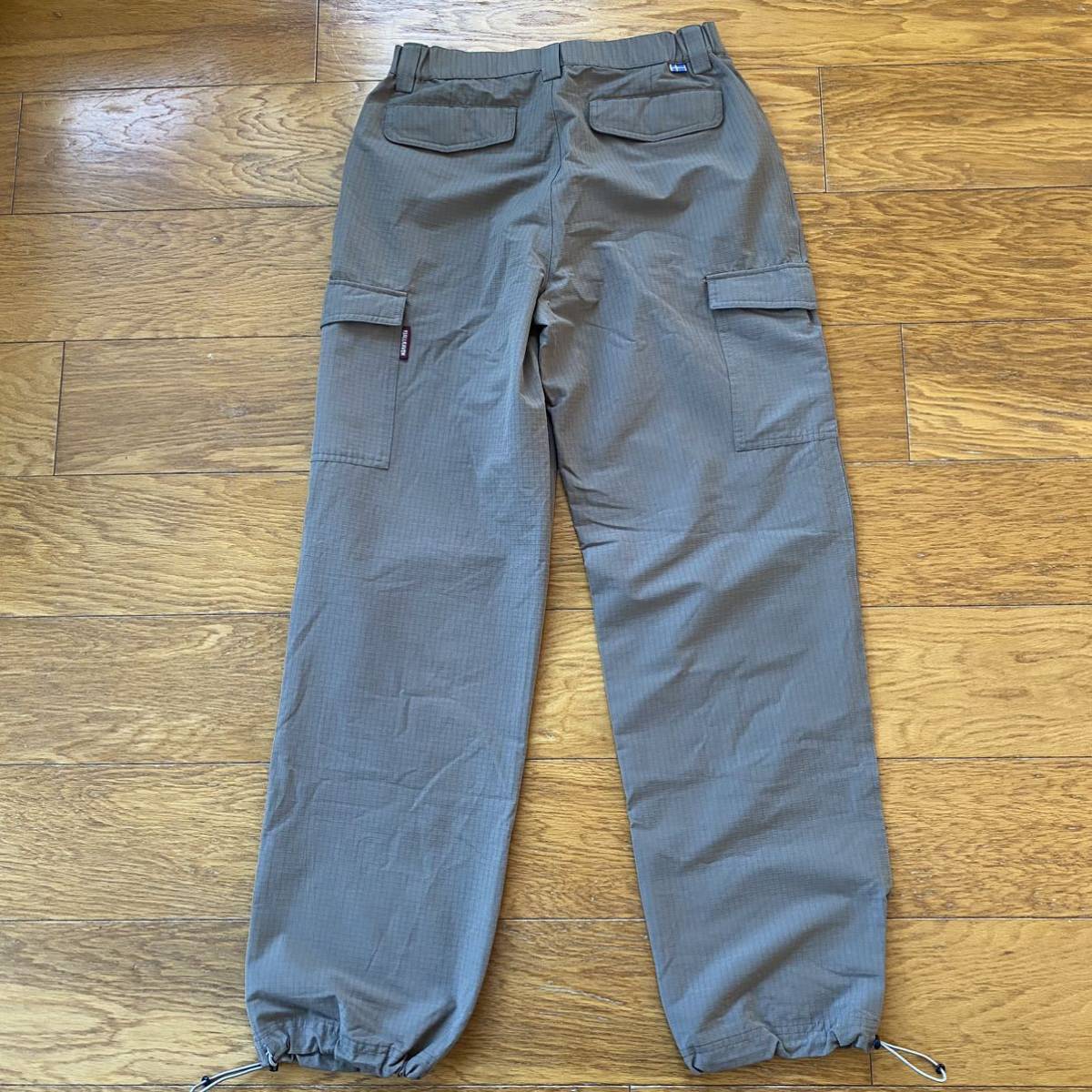 完璧 FJALLRAVEN フェールラーベン フィンランド トレッキングパンツ