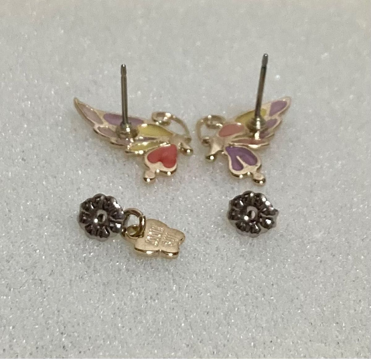 ANNA SUI ピアス ステンドグラス風 蝶 未使用 アナスイ|Yahoo ANNA SUI ピアス ステンドグラス風 蝶 未使用 アナスイ|Yahoo