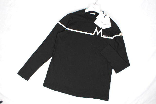 22SS 新品未使用 モンクレール ワッペン ビッグロゴ オーバーサイズ ロングTシャツ ブラック 黒 [S/M相当] メンズ ロンT Tシャツ P2321の画像2