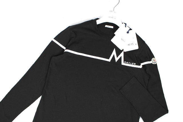 22SS 新品未使用 モンクレール ワッペン ビッグロゴ オーバーサイズ ロングTシャツ ブラック 黒 [S/M相当] メンズ ロンT Tシャツ P2321の画像1