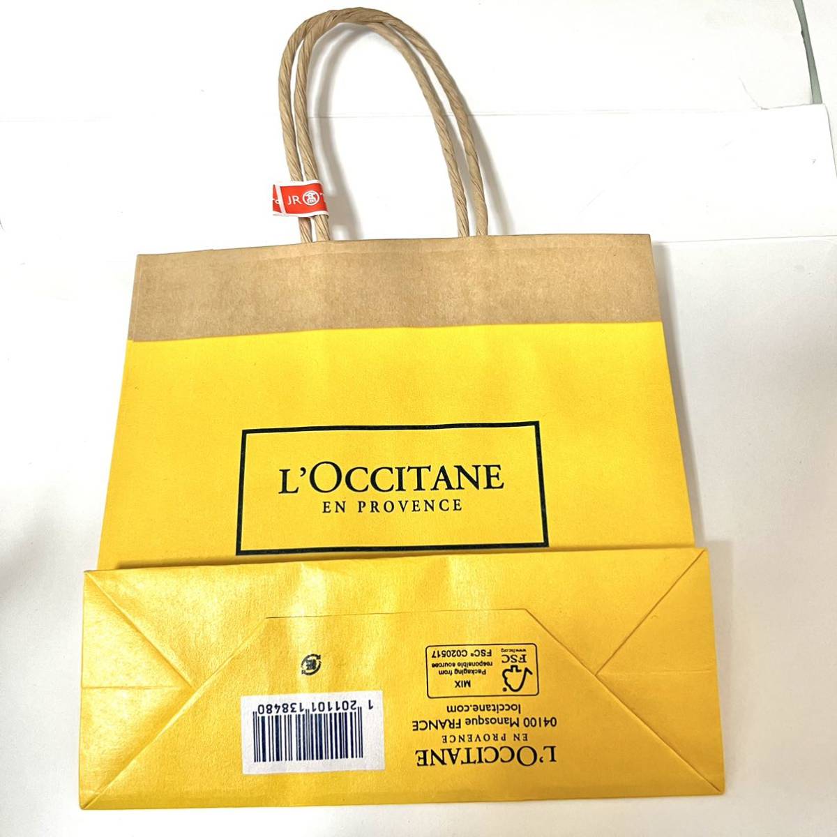 美品 L’OCCITANE ロクシタン 紙袋 ショッパー ショップ　袋 プレゼント ギフト お礼 お祝い お返し ラッピング タカシマヤ 高島屋 _画像2