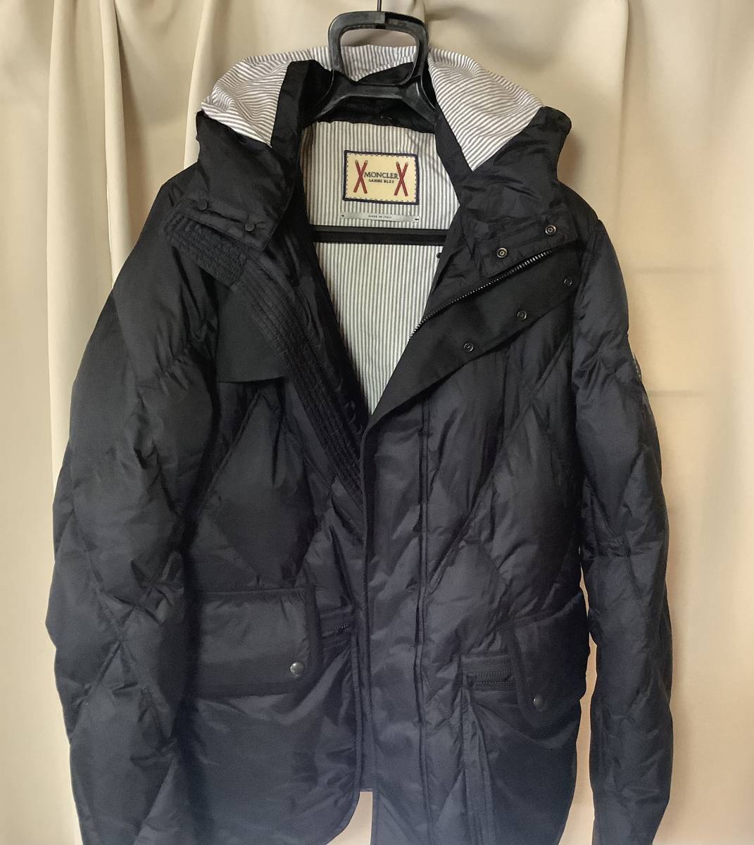 デザインに】 MONCLER - 美品 モンクレール MONCLER Gamme Bleu