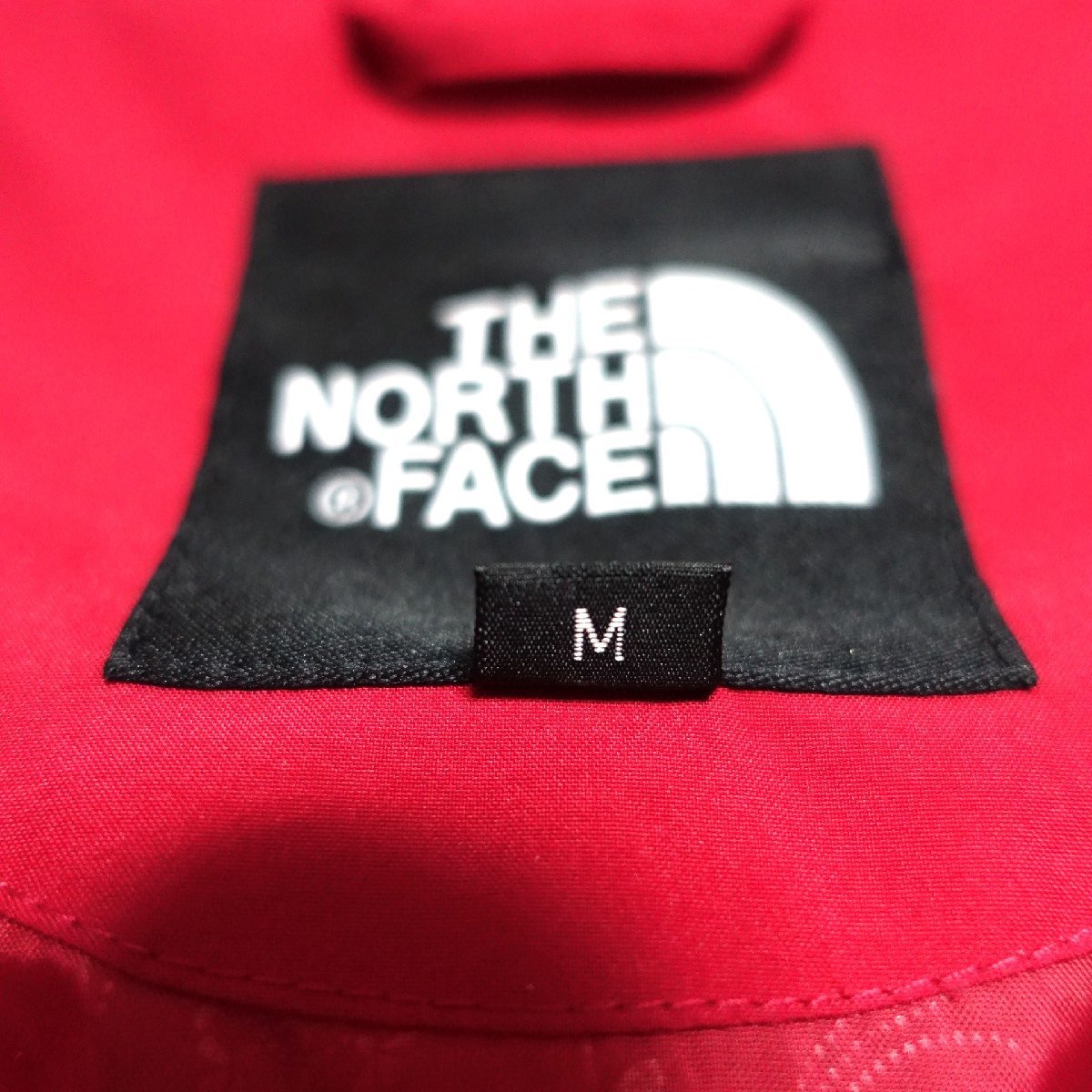 THE NORTH FACE ノースフェイス マウンテンパーカー レディース Mサイズ 正規品 レッド A2664の画像5