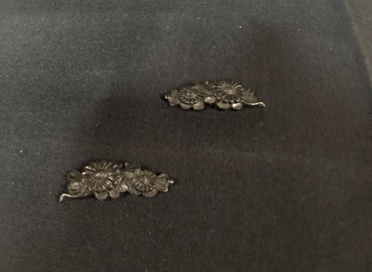 〇 刀装具・目貫・菊花図・刀剣・金工・