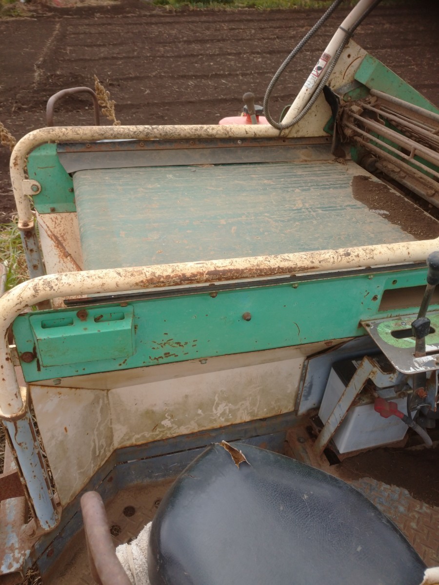 さつまいも掘取機 ポティ 5