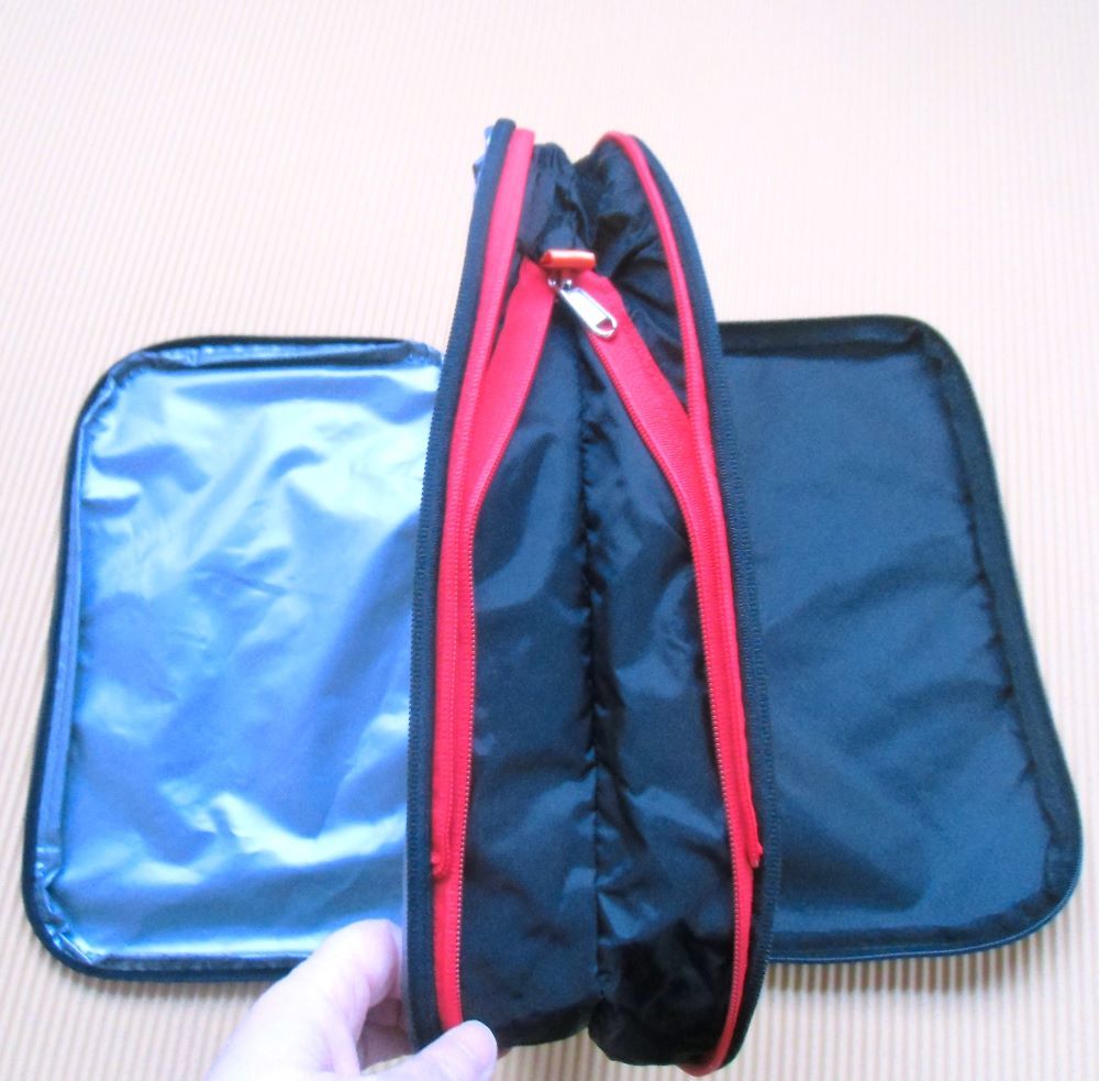 RegeMoudal clothes storage * compression case black × red travel . business trip in case of. clothing. adjustment .