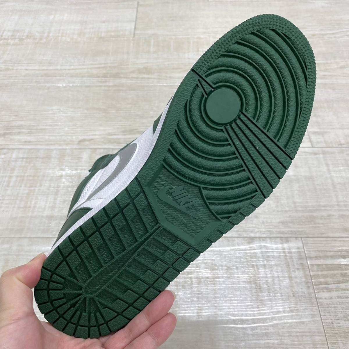 新品 22aw 海外 NIKE AIR JORDAN 1 RETRO HIGH OG GORGE GREEN ナイキ