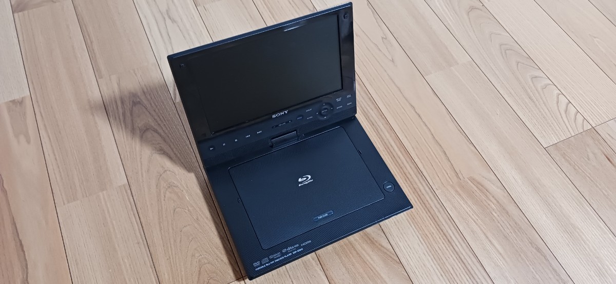 ☆美品☆　SONY ポータブルブルーレイディスク/DVDプレーヤー BDP-SX910 9V型ワイド _画像3