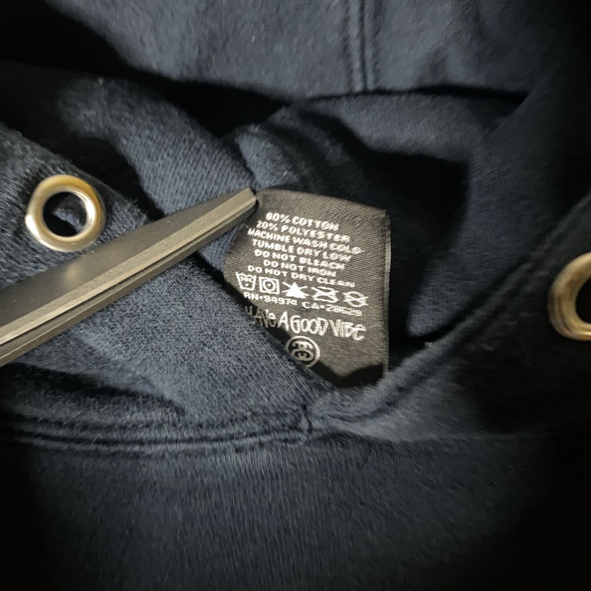 stussy スウェットパーカー ワンポイント刺繍 XLサイズ ユニセックス