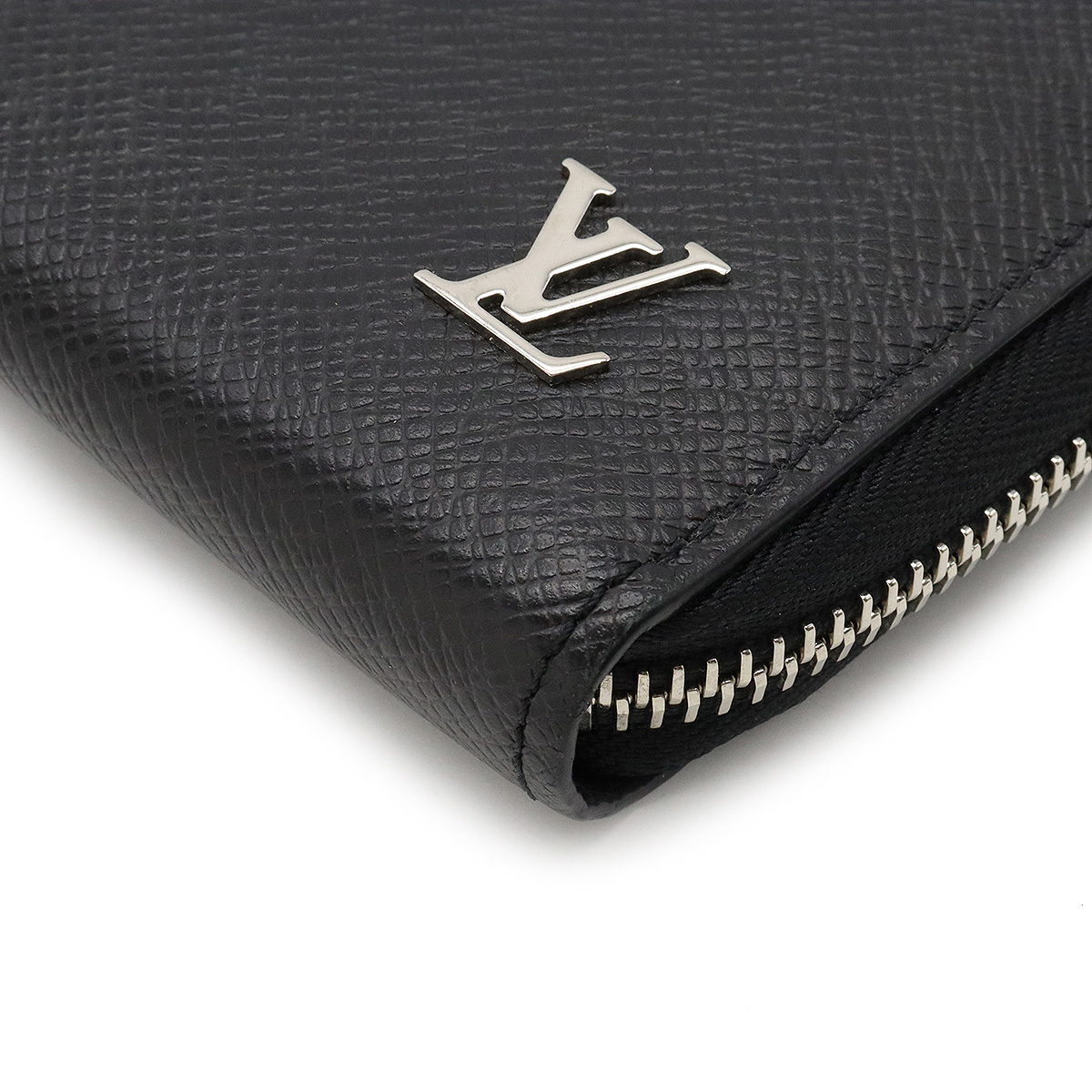 LOUIS VUITTON ルイ ヴィトン タイガ ジッピードラゴンヌ L字