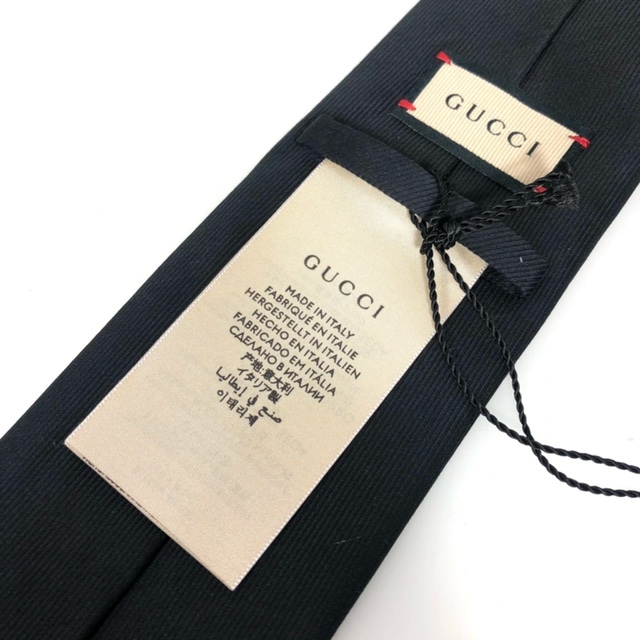未使用品【GUCCI】グッチ ネクタイ 311484 黒 タグ付き 美品 未使用品【GUCCI】グッチ ネクタイ 311484 黒 タグ付き 美品