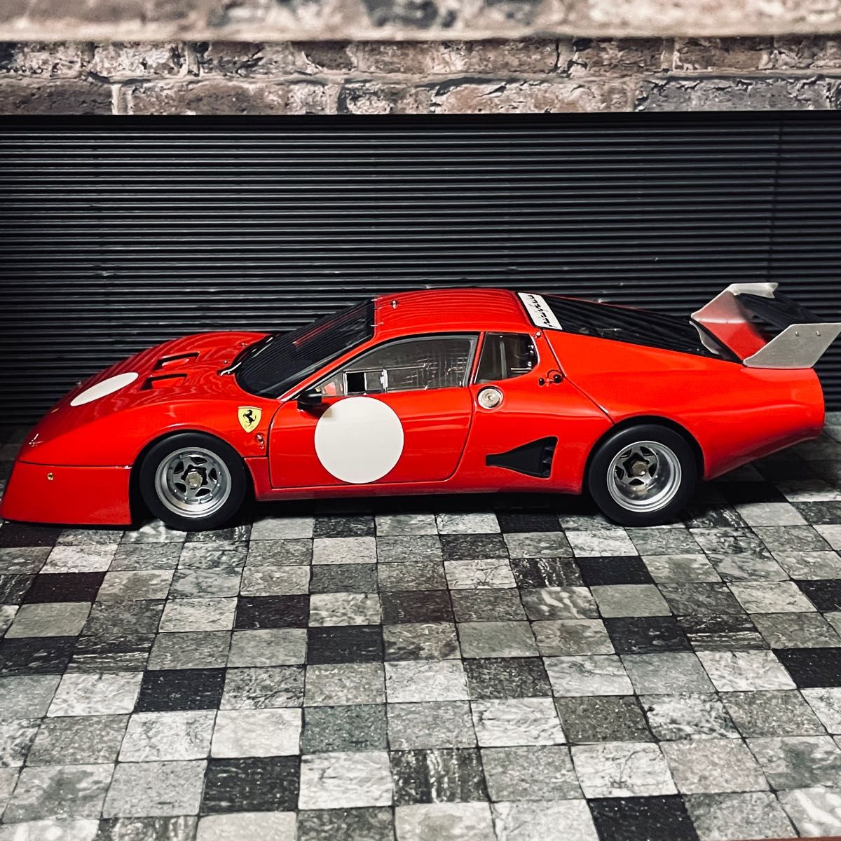 1/18 BBR フェラーリ 512BB LM 1979 プレスバージョン|Yahoo 1/18 BBR フェラーリ 512BB LM 1979 プレスバージョン|Yahoo