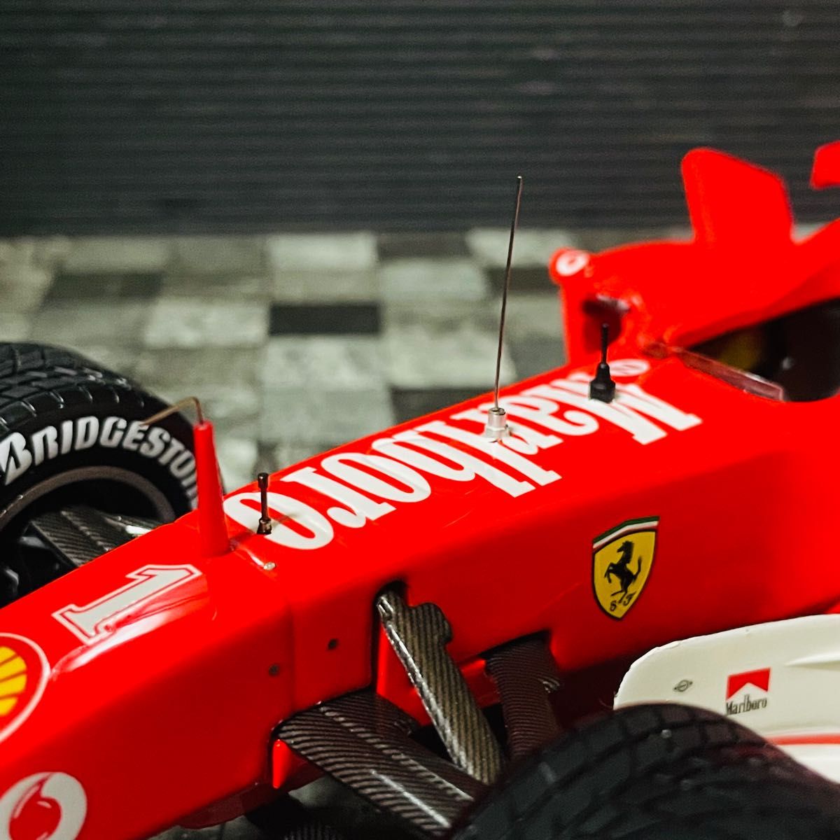 カスタム品 1/18 マテルエリート フェラーリ F2004 ベルギーGP カスタム品 1/18 マテルエリート フェラーリ F2004 ベルギーGP