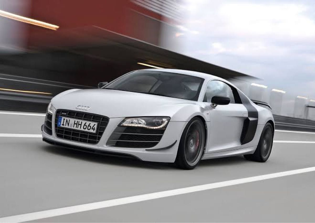 1/18 京商 アウディ R8 GT アイスシルバー|Yahoo!フリマ(旧 1/18 京商 アウディ R8 GT アイスシルバー|Yahoo!フリマ(旧