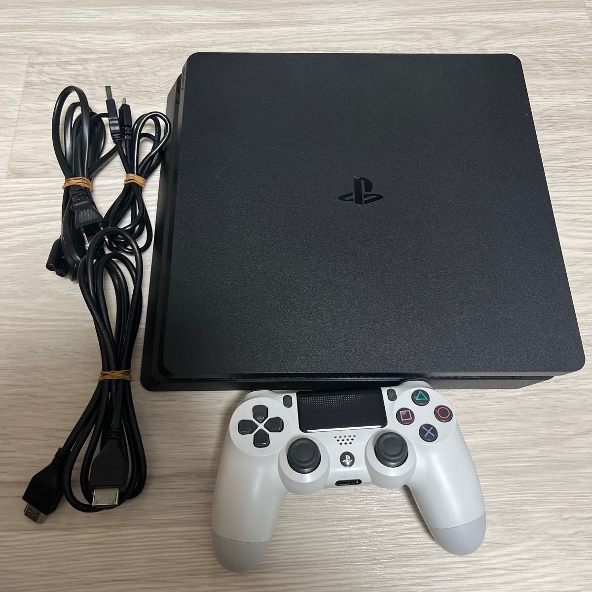 PS4 本体 グラセフ付き-