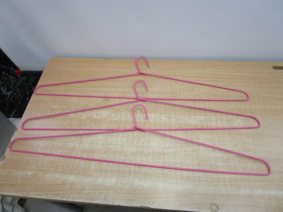 L303* extra-large wire hanger pink 85cm 3 pcs set * used beautiful goods 