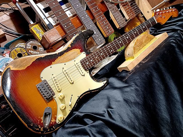 ーラッカー ◎Vintage Reproduction Relic Custom Vintage