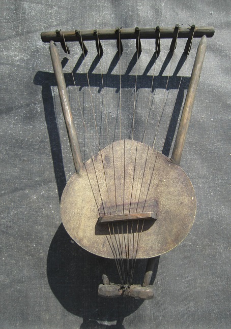 アフリカ土産 弦楽器 【東1882Ｄし3 の画像1