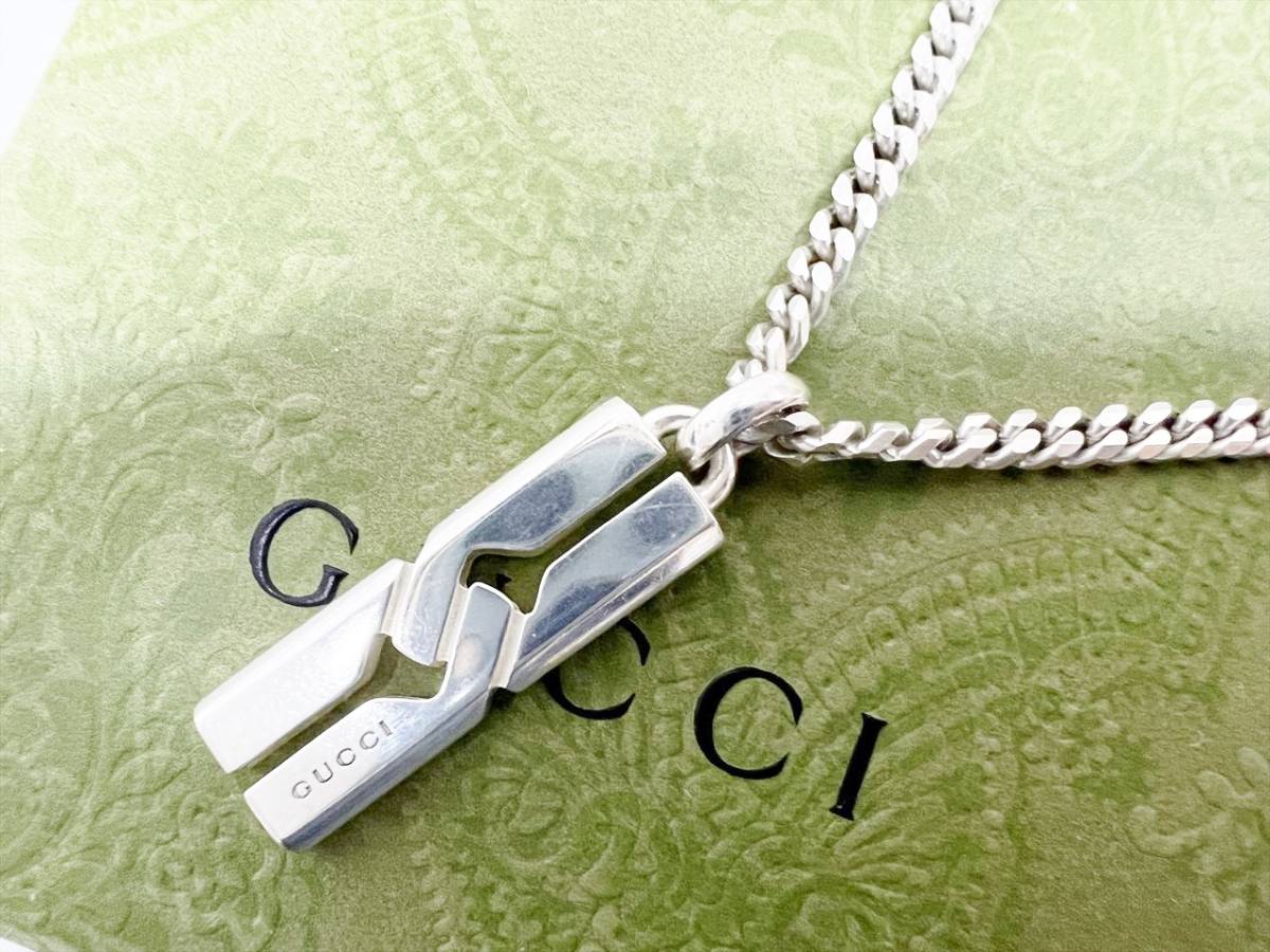 速達メール便送料無料 美品 GUCCI グッチ インフェニティ ノット