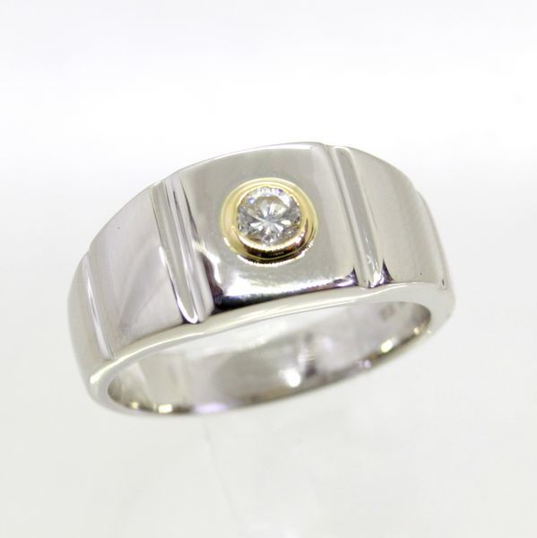 超美品の ◎中古美品◎プラチナ,18金 ダイヤ 0.301ct メンズリング