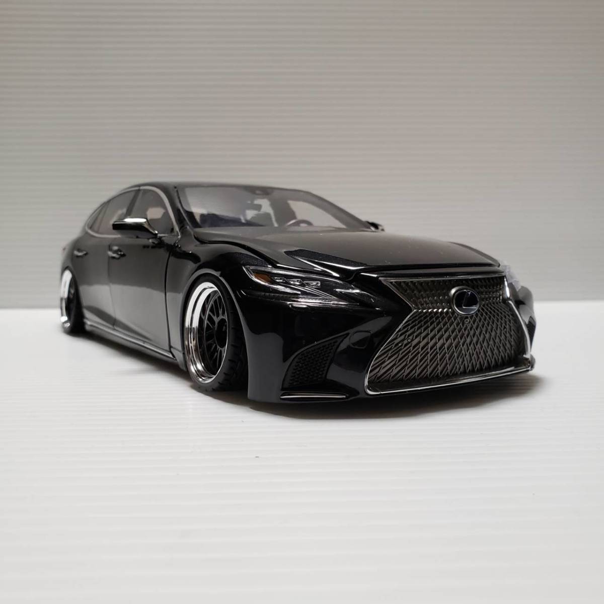 1/18 レクサス LS500h カスタム | normanhubbard.com