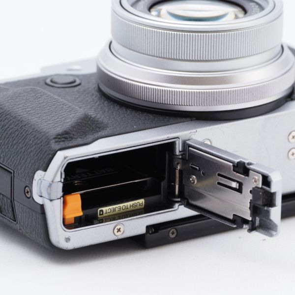 □値段が激安□ FUJIFILM 富士フイルム X30 シルバー www.traeffpunkt