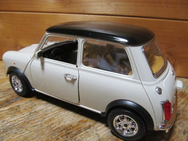 { nationwide equal postage 800 jpy } * super rare 1|18 Mini Cooper 1969 year beige color Mini Cooper Mini 