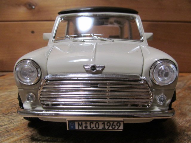 { nationwide equal postage 800 jpy } * super rare 1|18 Mini Cooper 1969 year beige color Mini Cooper Mini 