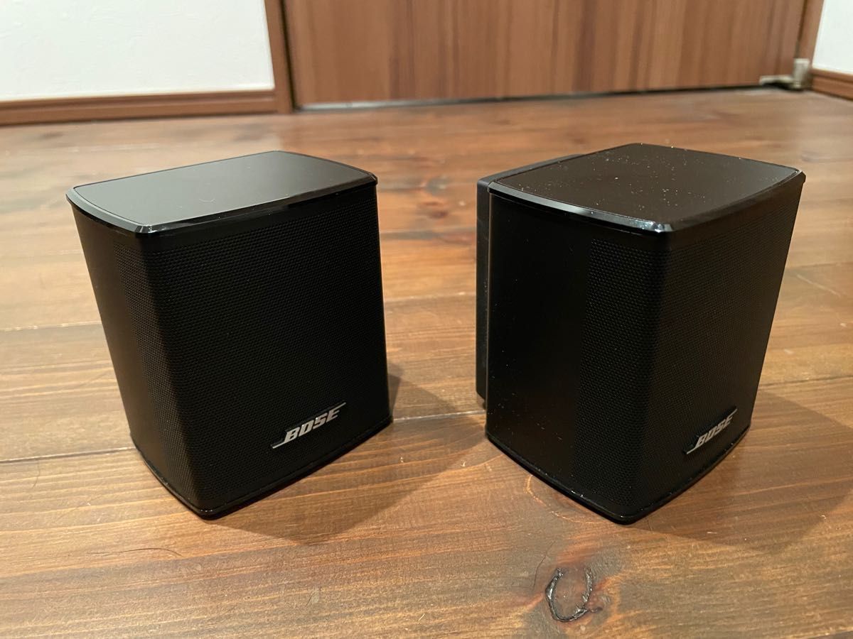 今月までの値下げ　Bose Surround Speakers ボーズ　サラウンドスピーカー　美品　スタンド付き