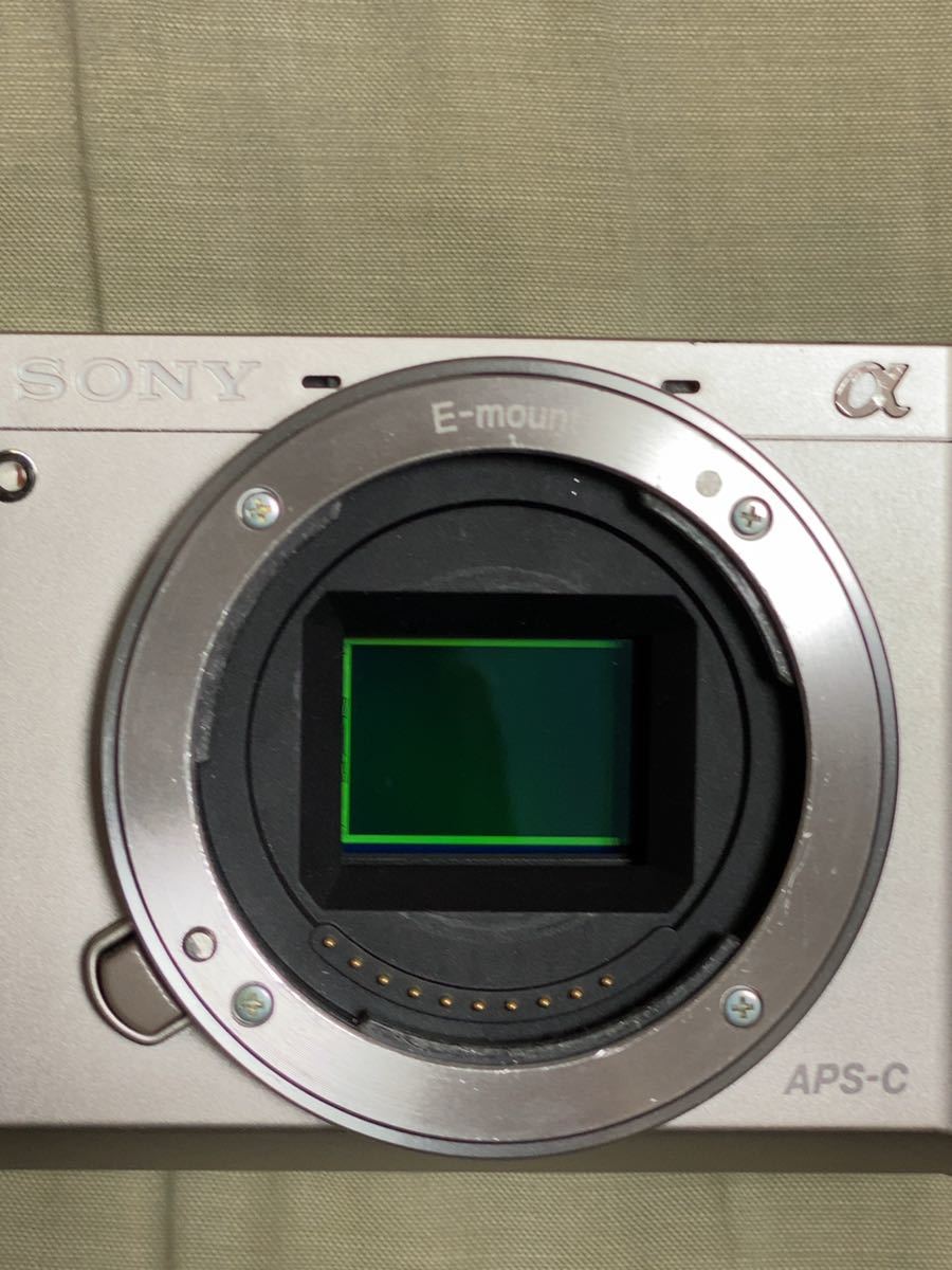 α6000 ILCE-6000 パワーズームレンズ SONY ソニー ミラーレス一眼 SELP1650 セット シルバー カメラの画像2