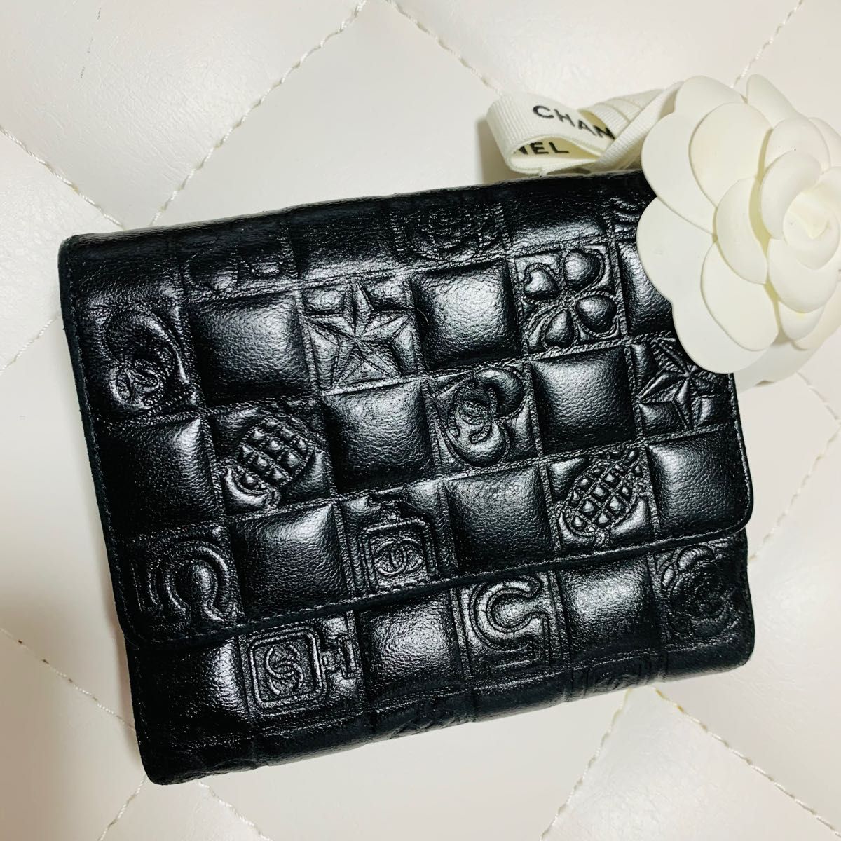 激安単価で CHANELシャネル シャネル Wホック アイコンライン 二つ折り