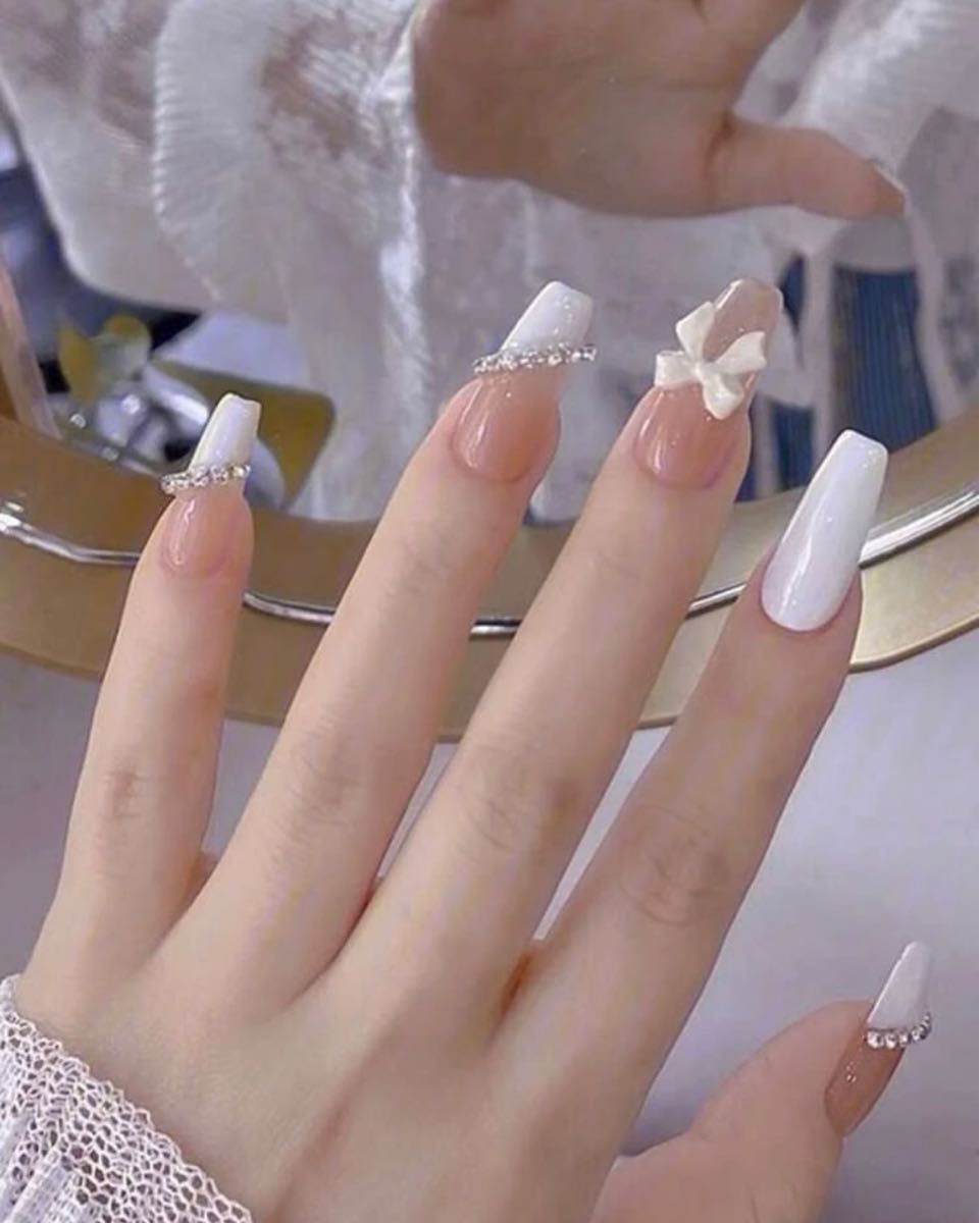 ネイルチップ リボン 白 韓国 付け爪 つけ爪 ピンク ちゅるん 量産型 フレンチガーリー ガーリー 可愛い