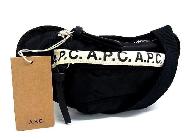 ■新品■未使用■ A.P.C.アーペーセー ナイロン ショルダーバッグ クロスボディ ボディバッグ 斜め掛け レディース ブラック系 BC3950NZ_画像1