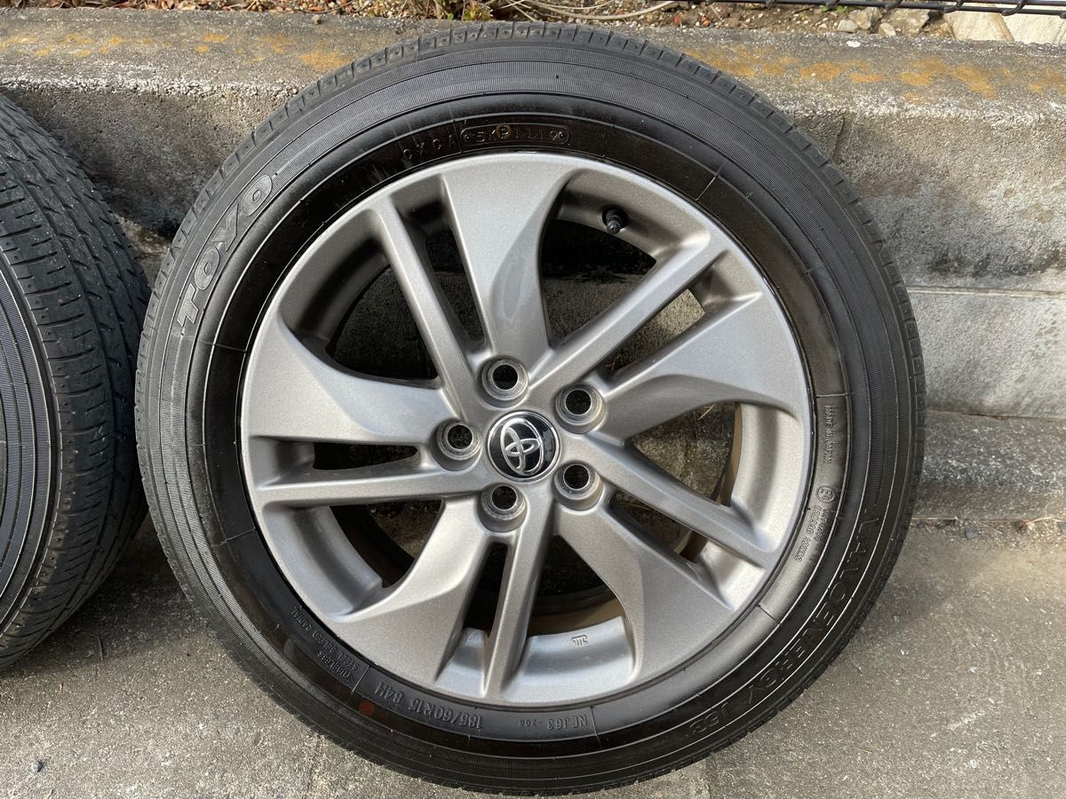 シエンタ 純正ホイール タイヤセット 185/60R15 令和元年式 シエンタ 純正ホイール タイヤセット 185/60R15 令和元年式
