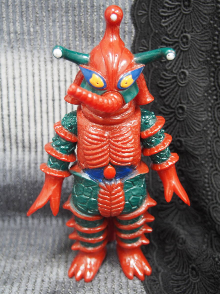 ウルトラマン　円谷プロ　ウルトラ怪獣　ソフビ　ヒッポリト星人　1984年製　中古品　日本製　オークション