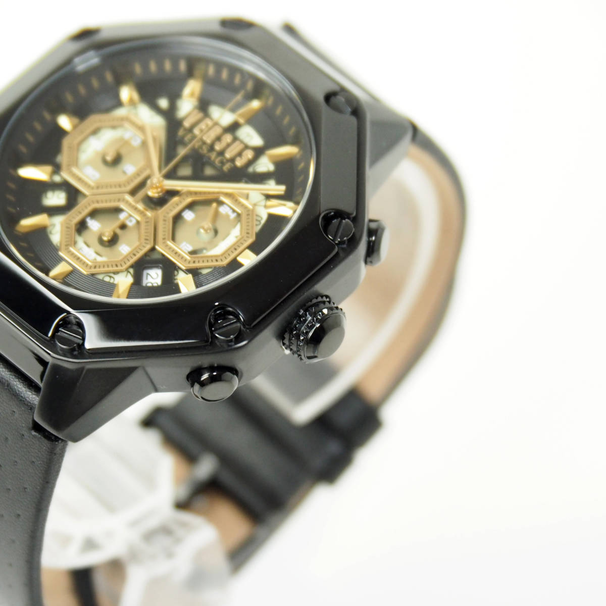 誠実 Versus 新品正規品 Versace ブラック 専用ケース付 腕時計 クロノ